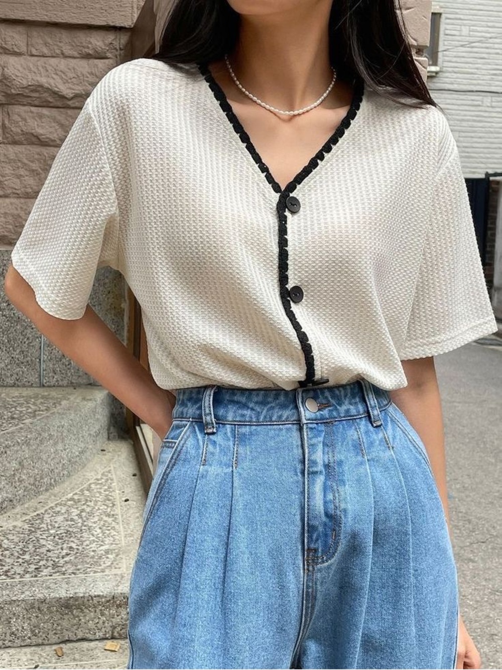 Cream Short-Sleeve Knit Button Front Top with Black Trim size L